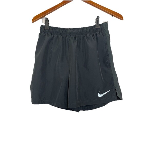 Nike Women's Medium Black 4.5" Inseam Active Shorts Running - Picture 1 of 6
